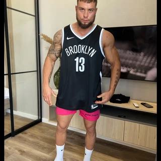 What Is Miltfs Ellybean Fans Statistics: Latest 2026