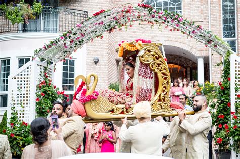 Indian Wedding Doli Carriage Limousine Service Indian Wedding