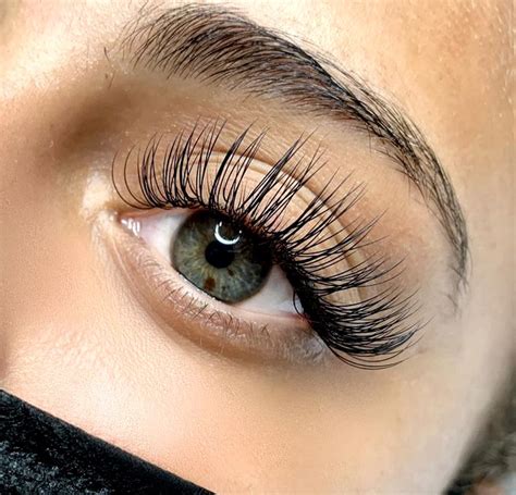 Doll Eye Style Lash Extensions