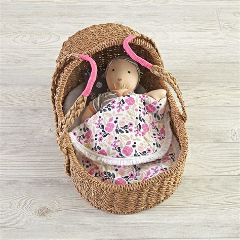 Doll Moses Basket With Bedding