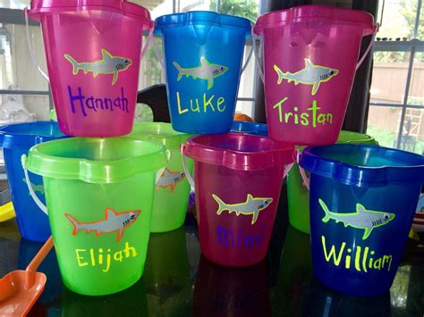 Dollar Store Beach Buckets