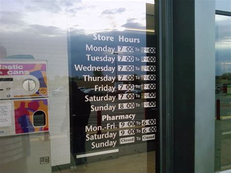 dollar.store.hours