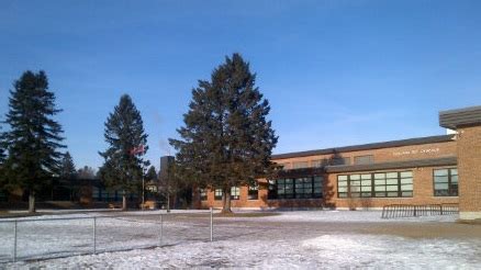 Dollard Des Ormeaux Elementary School