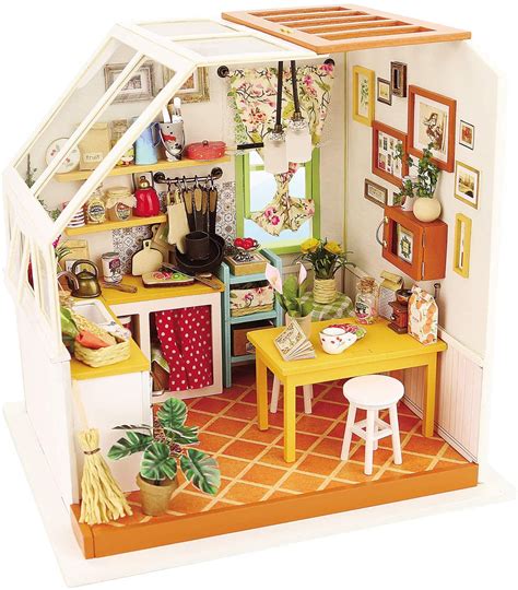 Dollhouse And More.com