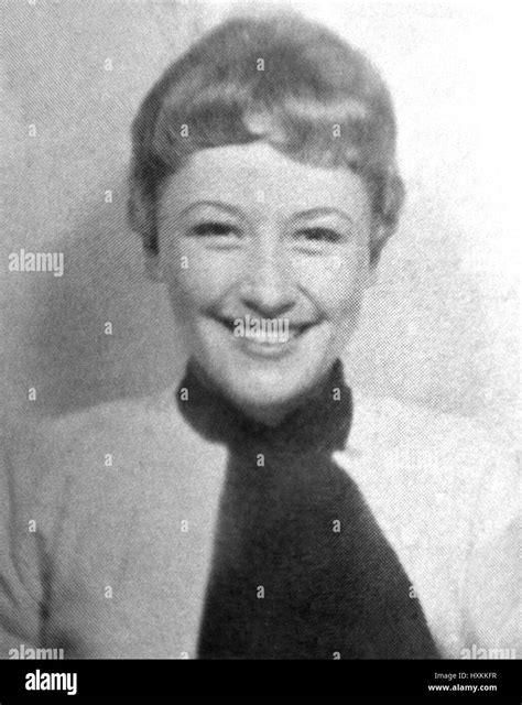 dolly parton age 16