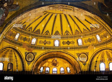 Domes In Byzantine Architecture