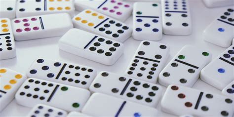 dominoes game free play online