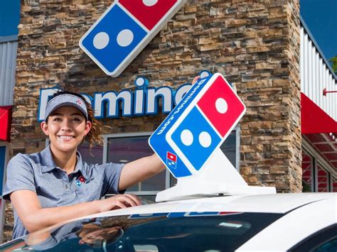 dominos hiring
