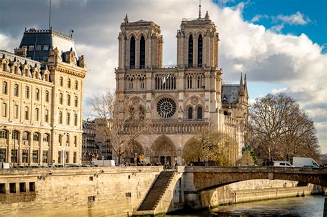donate to notre dame
