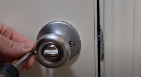 Door Knob Jammed Fix