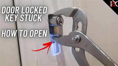 ukchat.site:door stuck locked