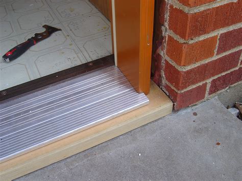 door threshold exterior
