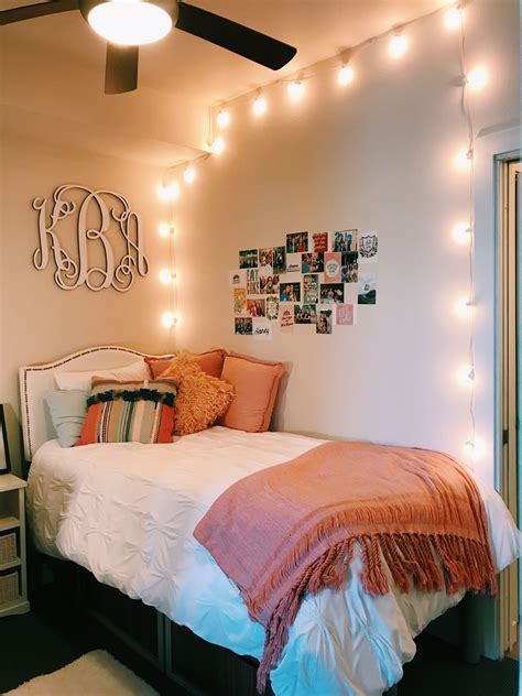 20 Of Our Favourite Dorm Room Ideas For Guys Dorm room diy, Dorm room