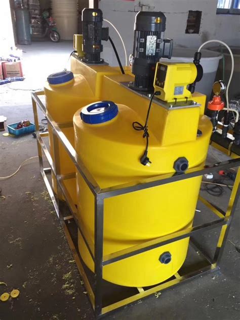 Dosing Pump With Tank