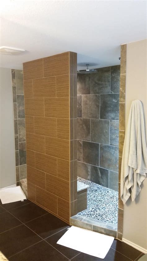 Double Entry Shower