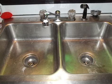 Double Kitchen Sink Is Clogged