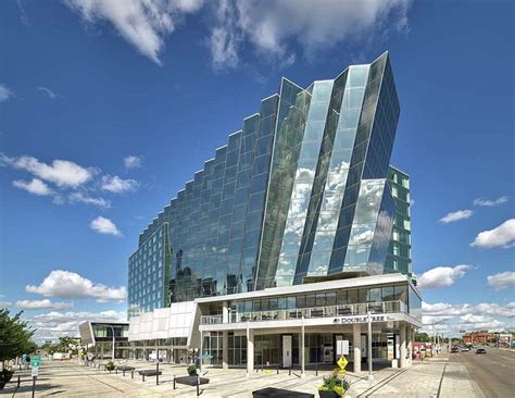 double tree edmonton