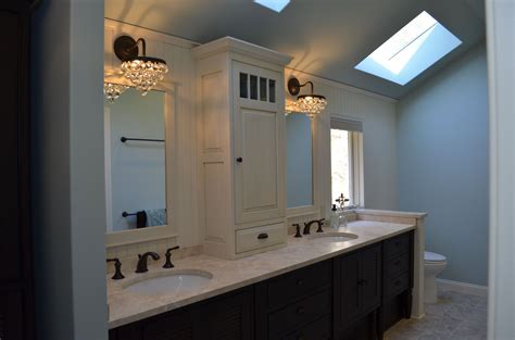double vanity with center tower