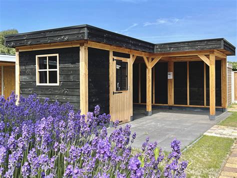 Douglas Overkapping Met Berging