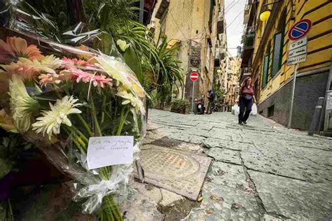 dove si vede napoli barcellona