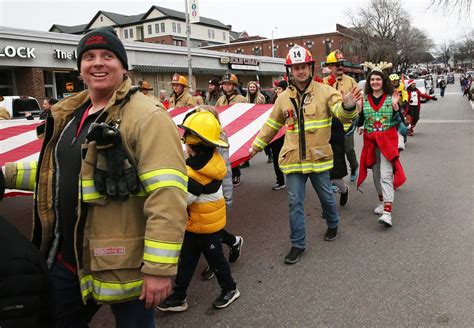 dover holiday parade 2023