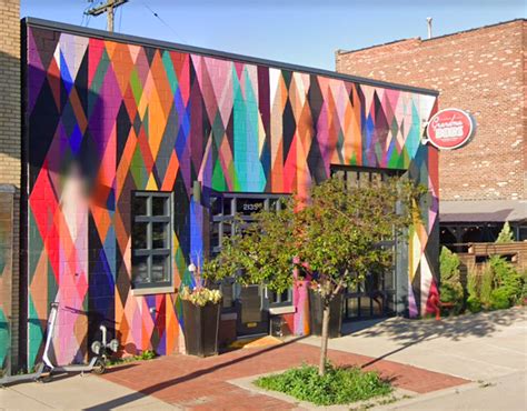 Discover the Best Downtown Lunch Spots: Unwind with Delightful Bites