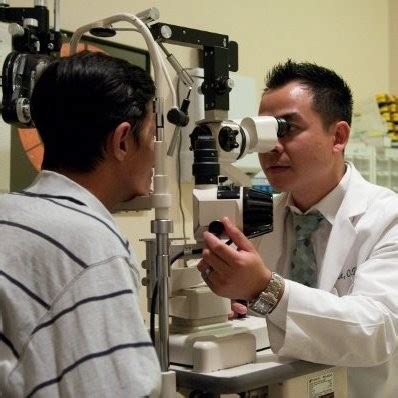 dr phuong le optometry