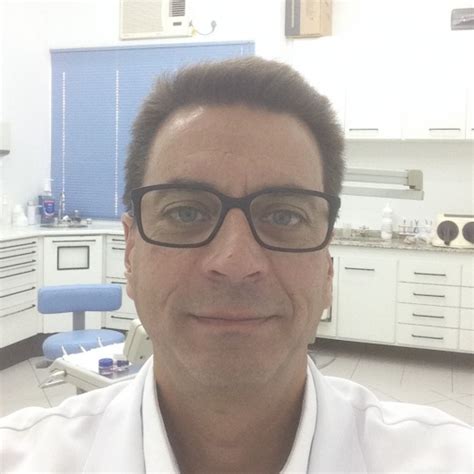 dr ricardo carvalho dentista