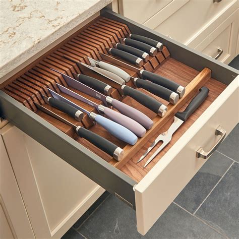 Drawer Shelf Knives