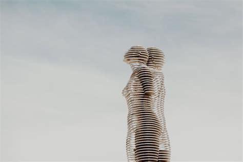 Dream Of Statue Moving