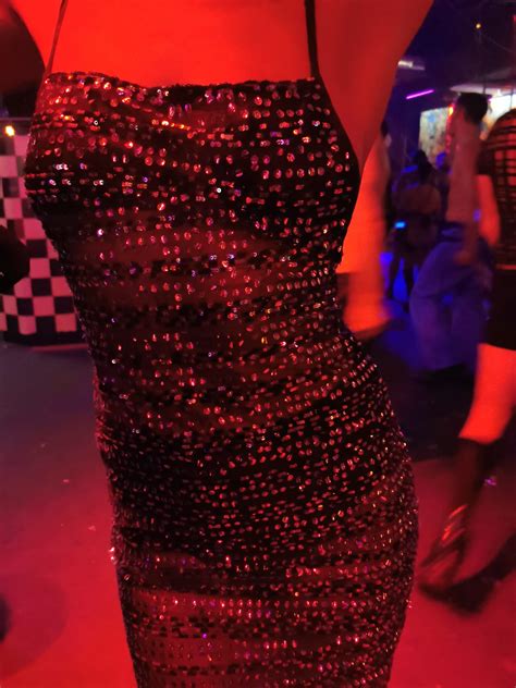 Dress Code Kit Kat Berlin