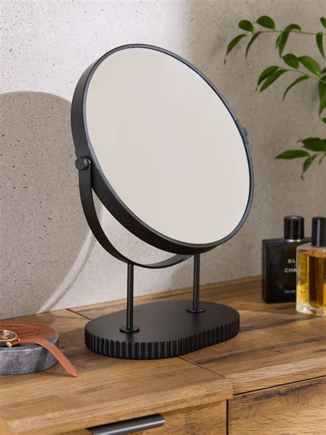 Dressing Table Mirror With Magnification
