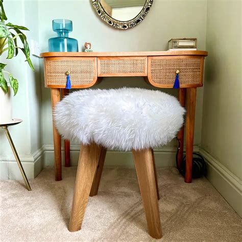 Dressing Table Stool Round