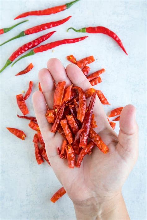 dried cayenne peppers