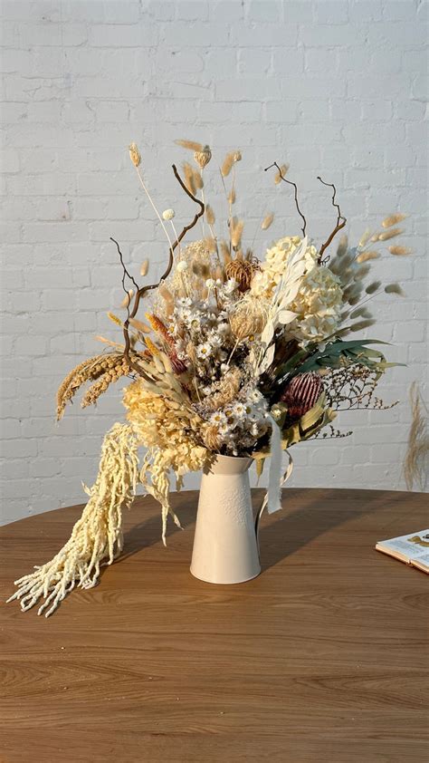 Dried Flowers Top Table