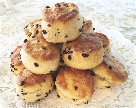 Dried Fruit Scones