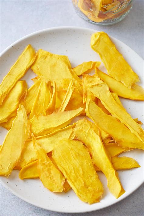 Dried Mango In Dehydrator