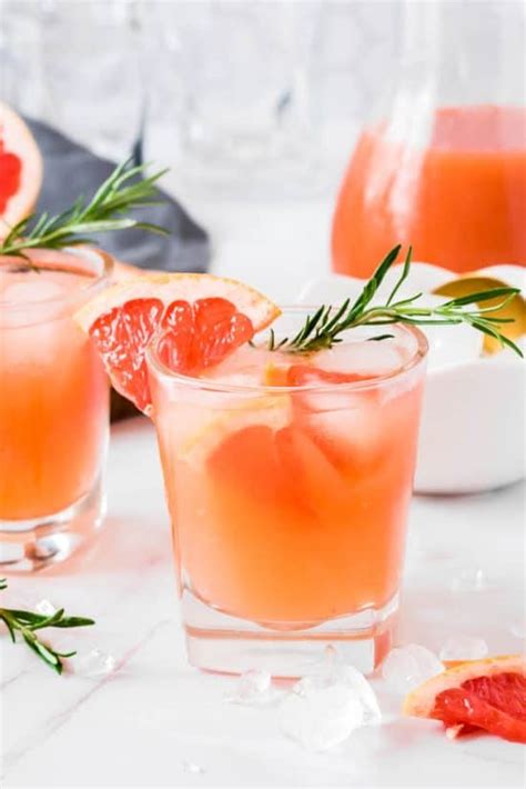 Drinks With Grapefruit Gin