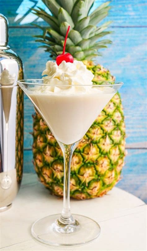 Drinks With Pineapple Rum Cream