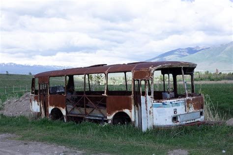 Driving a Broken Bus