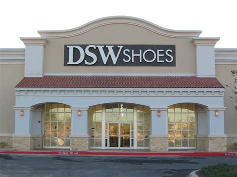 dsw shoes stores online