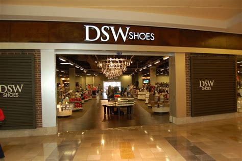 dsw.com