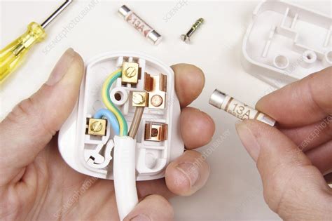 Dualit Plug Change Fuse