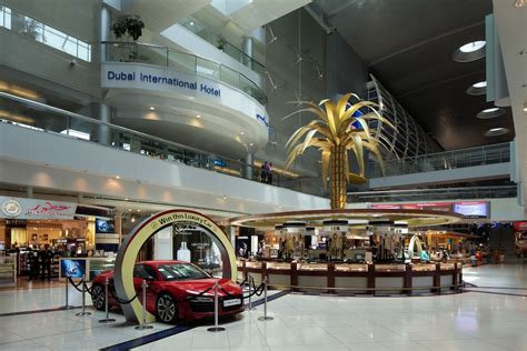 dubai airport hotel emirates