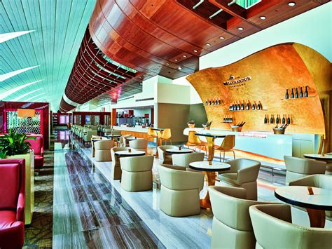 dubai international airport business lounge