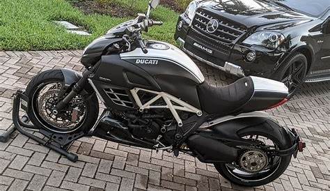 DUCATI DIAVEL 1200 AMG 2012 occasion St maximin Oise