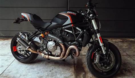Ducati Monster 821 Noir Mat Dark 2015 Agora Moto