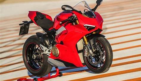 2018 Ducati Panigale V4 India launch, price, deliveries
