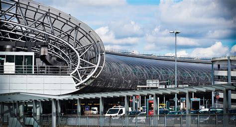 duesseldorf flughafen ankunft