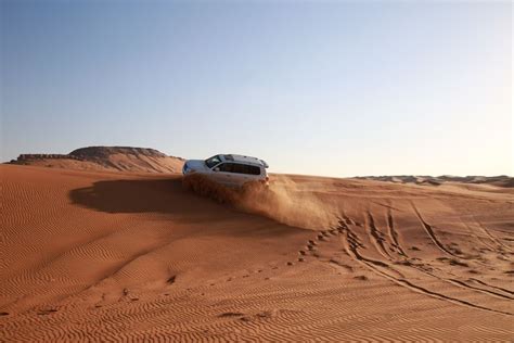 dune bashing Qatar